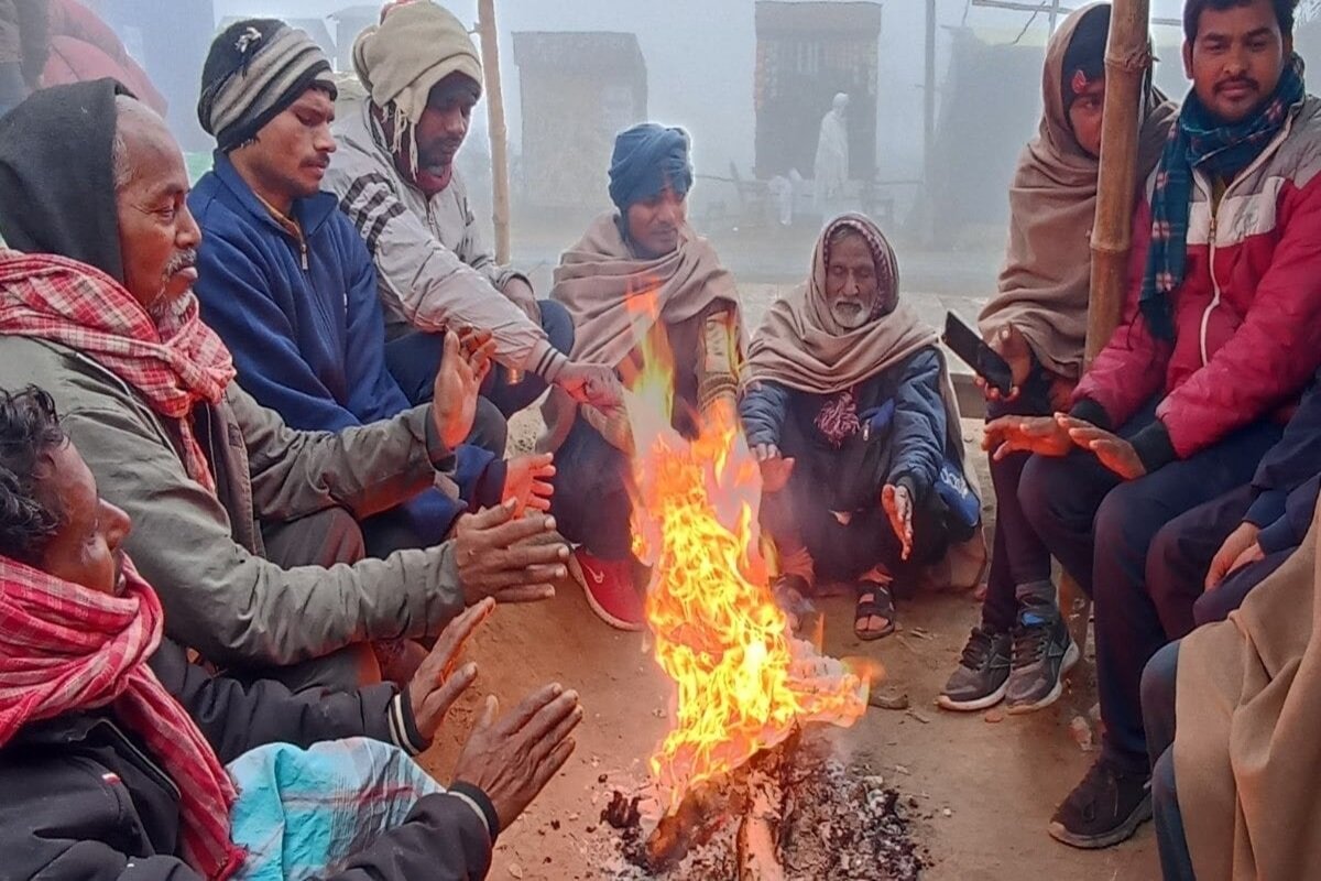 Weather Update Today : छत्तीसगढ़ के इस इलाके में पड़ रही कड़ाके की ठंड, अभी कुछ दिन ऐसा ही रहेगा मौसम