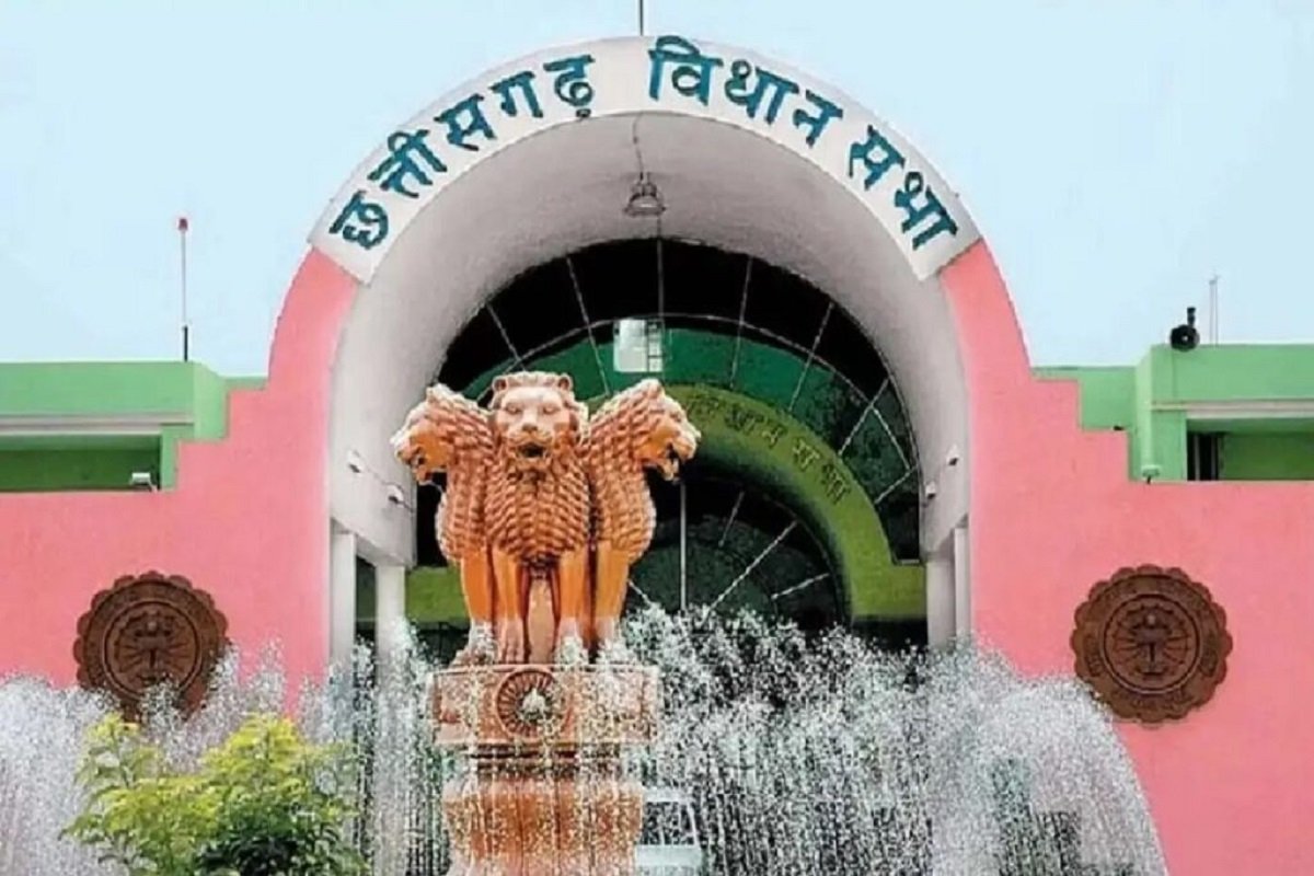 Chhattisgarh Assembly Budget Session: सदन में गूंजा धान खरीदी का मुद्दा, केंद्रों में अमानक बारदाने के इस्तेमाल का आरोप, मंत्री ने दिया ऐसा जवाब