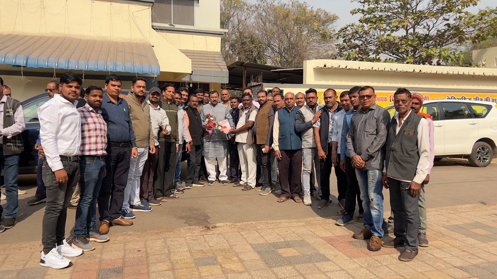 नगर पंचायत पाटन के भाजपाइयों द्वारा दुर्ग सांसद विजय बघेल को नववर्ष की बधाई एवं शुभकामनाएं प्रेषित की…