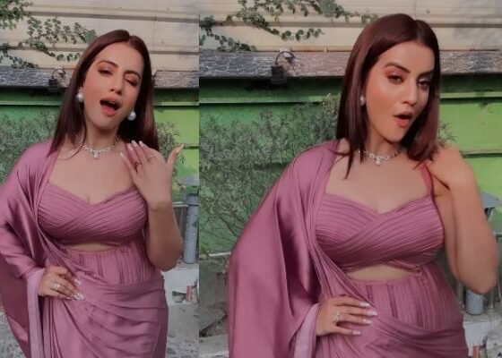 Akshara Singh Sexy Dance Video