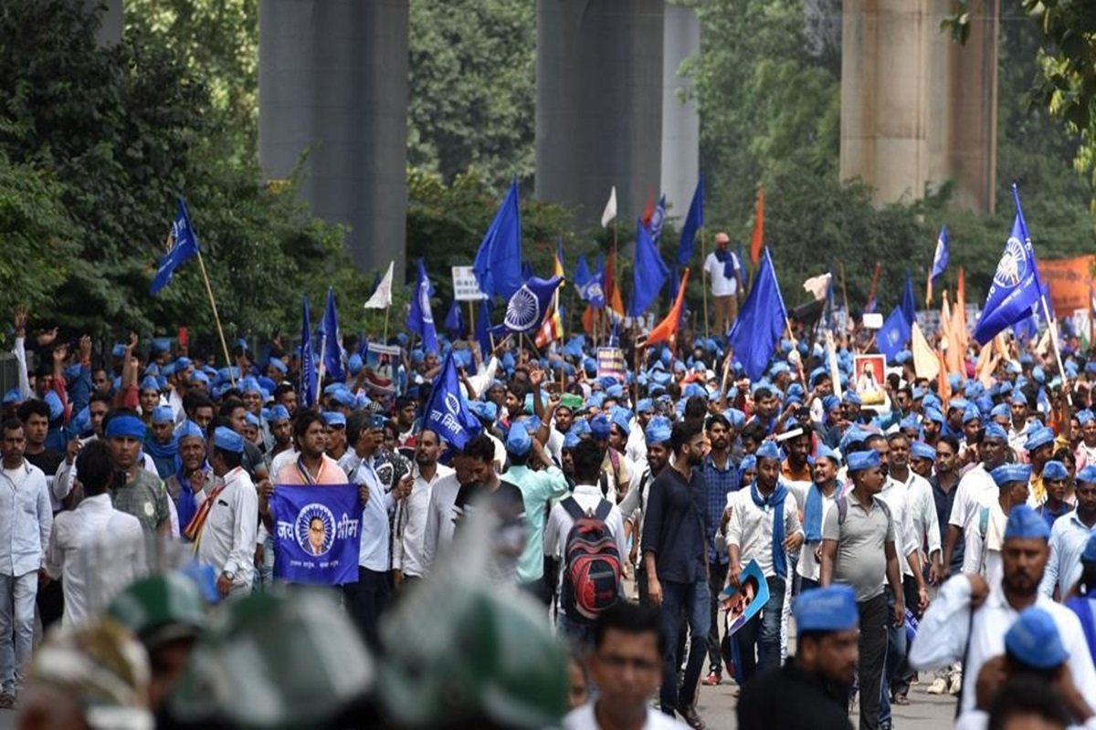 Bhim Army Protest in Raipur: सीएम हाउस में भीम आर्मी का हल्ला बोल..सतनामी समाज के लोगों की रिहाई की करेंगे मांग