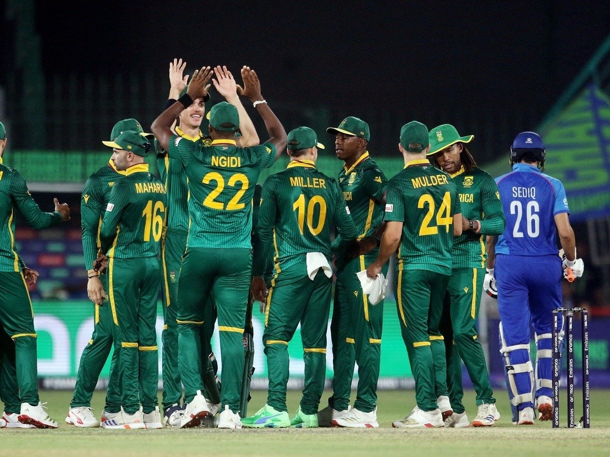 Champions Trophy 2025 AFG vs SA: साउथ अफ्रीका ने अफगानिस्तान को 107 रन से हराया, रायन रिकेलटन ने लगाई सेंचुरी
