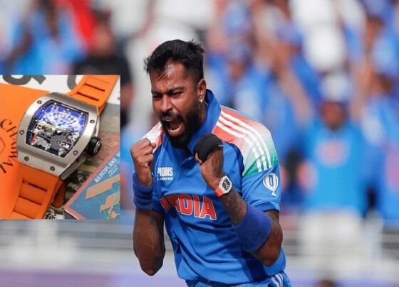 Hardik Pandya 7 Crore Watch