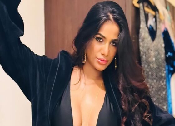 Poonam Pandey Controversy