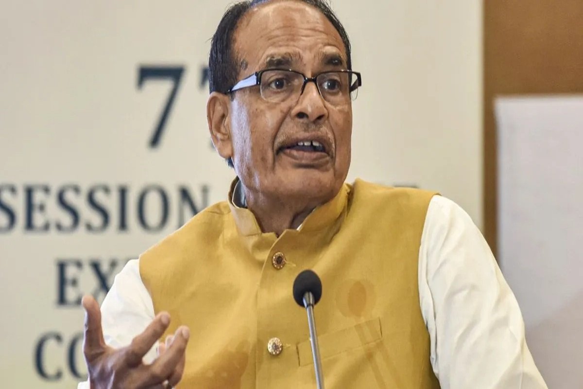 केंद्रीय मंत्री शिवराज सिंह चौहान के साथ एयर इंडिया फ्लाइट में ऐसा क्या हुआ, जताई नाराजगी