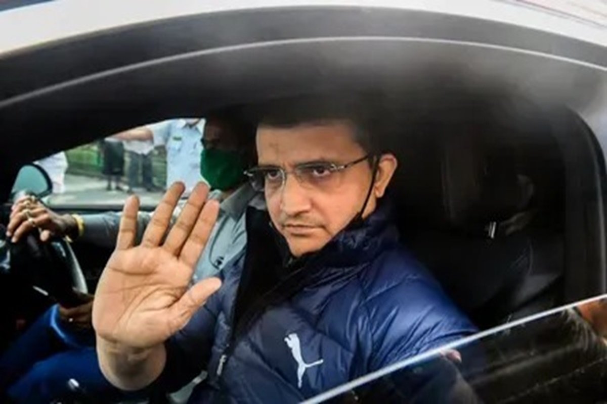 Sourav Ganguly Accident : सौरव गांगुली की कार हुई हादसे का शिकार, लॉरी ने मारी टक्कर…जानें कैसे हैं दादा