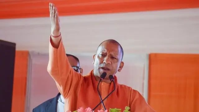 सीएम योगी कल करेंगे महाकुंभ का औपचारिक समापन, आज अंतिम स्नान पर्व पर उमड़ा सैलाब