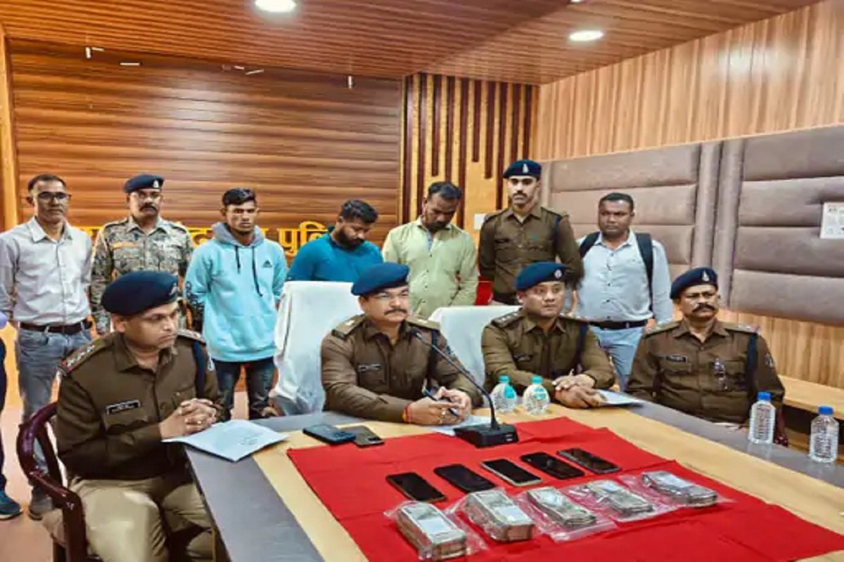 चोरी के पैसों से कुंभ स्नान करने पहुंचे चोर, वारदात के बाद साथियों संग प्रयागराज भागा, ऐसे हुआ खुलासा