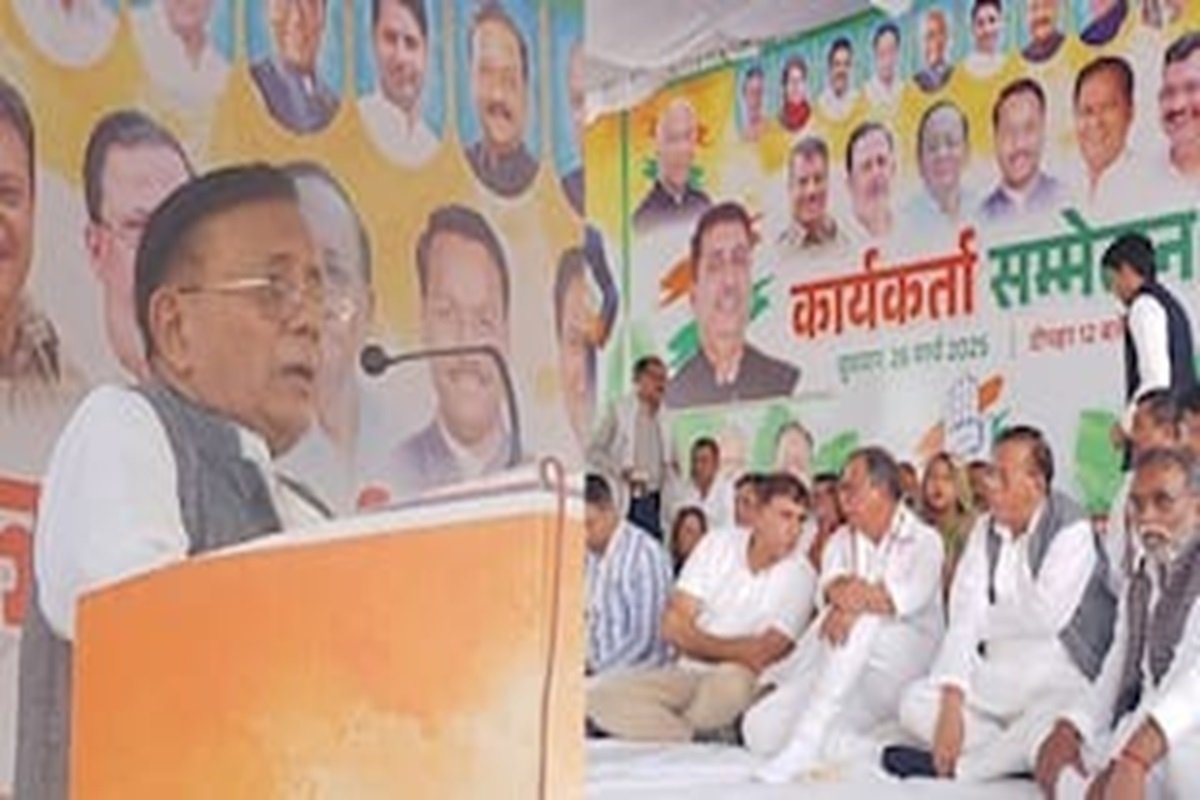 कांग्रेस विधायक ने सांड से की साधु, संत – महामंडलेश्वर की तुलना, BJP बोली – पार्टी से बाहर निकालो