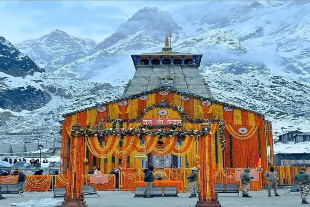 Non-Hindus Banned In Kedarnath: चारधाम यात्रा से पहले बड़ी खबर, केदारनाथ धाम में गैर-हिंदुओं पर प्रतिबंध लगाने की उठी मांग, जानें क्यों