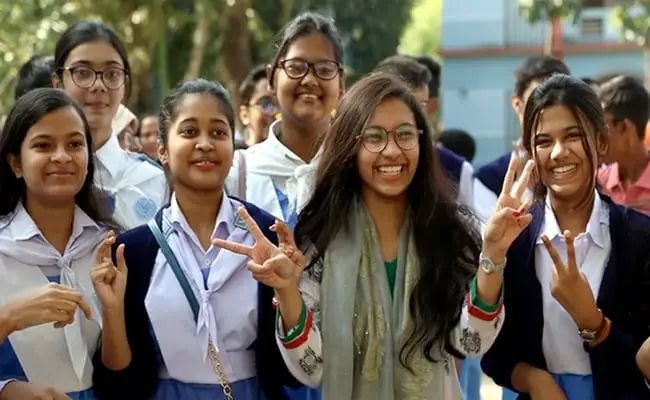 CBSE Board Result 2025: सीबीएसई बोर्ड कक्षा 10वीं व 12वीं का रिजल्ट कब घोषित होगा? परीक्षा परिणाम पर आया लेटेस्ट अपेडट