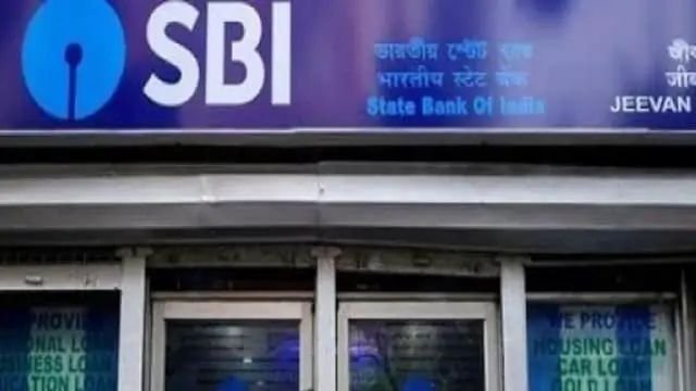 SBI Bank : 13 मुर्दों को SBI से मिला 70 लाख का बैंक लोन, खाते से रुपए भी निकल गए