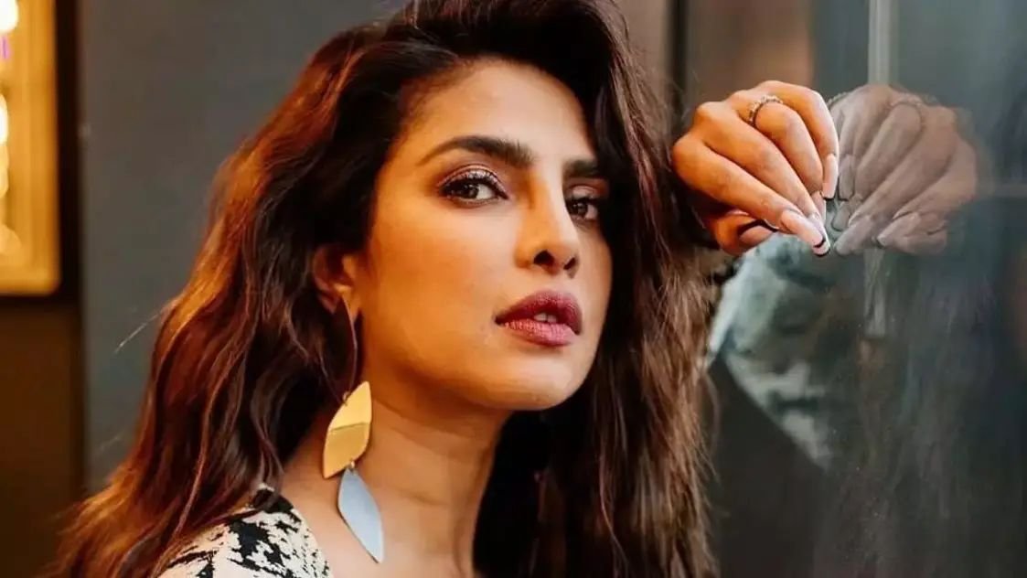 Priyanka Chopra ने अमरूद खरीदकर दिए ज्यादा पैसे, दुकानवाली ने कह डाली ये बात, एक्ट्रेस हुईं इंप्रेस