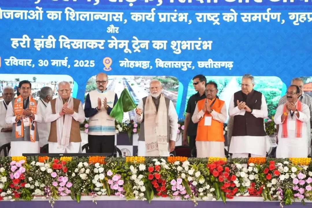 CG News : प्रधानमंत्री नरेंद्र मोदी से मिली छत्तीसगढ़ को 33 हजार 700 करोड़ रुपए की विकास परियोजनाओं की सौगात, मुख्यमंत्री विष्णुदेव साय ने जताया आभार