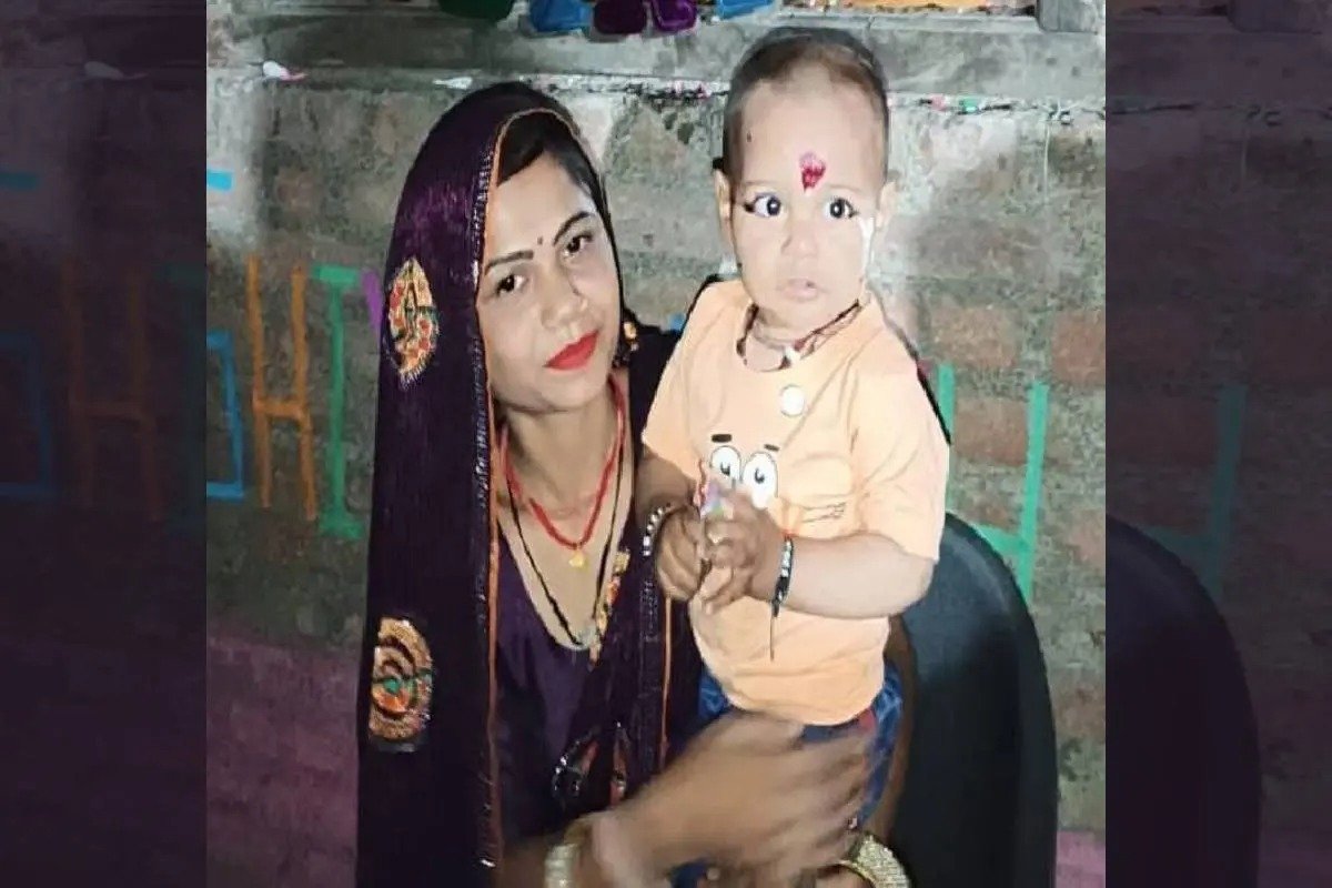 2 साल के बच्चे की गला घोंटकर हत्या, फंदे पर लटकी मिली मां..शॉट पीएम रिपोर्ट हुआ बड़ा खुलासा