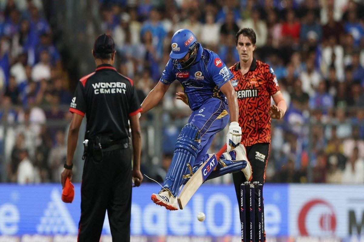 MI vs SRH Highlights : मुंबई से भी हारी हैदराबाद की टीम, आईपीएल 2025 में गंवाया पांचवां मुकाबला