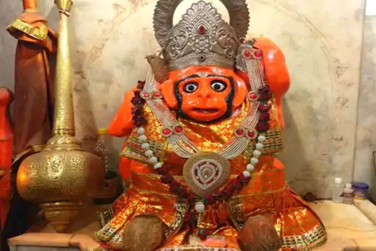 Hanuman Jayanti 2025 : रायपुर के मंदिरों में हनुमान जयंती की तैयारी, 12 अप्रैल को निकलेगी शोभायात्रा, चालीसा पाठ के साथ होगा भंडारा