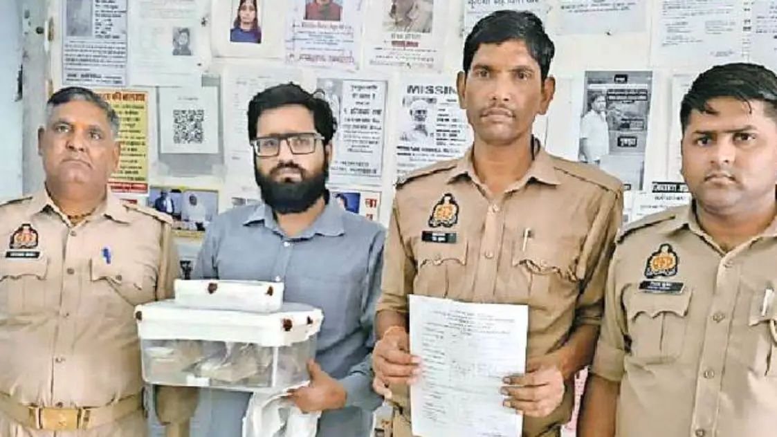UP News : पैंट और अंडरवियर में 500 के नोट छिपाकर ले जाता था बैंक अधिकारी, बांकेबिहारी मंदिर से चोरी किए थे 9.78 लाख रुपये