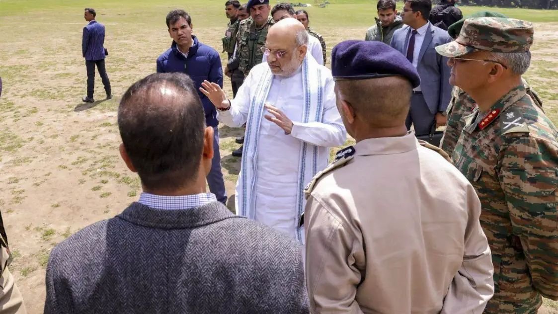 ‘पाकिस्‍तानियों को खोजो और वापस भेजो’, पहलगाम हमले के बाद एक्शन में अमित शाह; सभी CM को दिया निर्देश