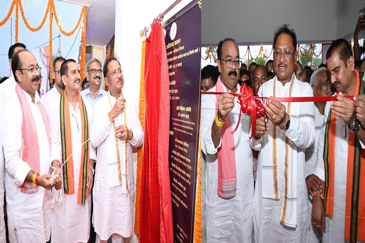 CM साय ने मुंगेली में किया परिवहन भवन का उद्घाटन, ड्राइविंग लाइसेंस और पंजीयन कार्य होंगे आसान, जनता को मिलेगी राहत