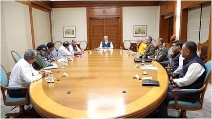 संघर्ष विराम के तीन घंटे बाद पीएम मोदी ने की बैठक, रक्षा मंत्री, NSA और CDS ने दी हालात की जानकारी