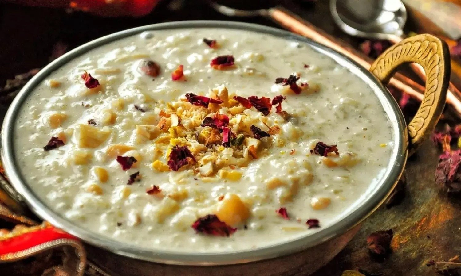 Spoiled Milk Recipes: अब दूध फटने का नहीं होगा अफसोस! फटे दूध से बनाएं ये 3 टेस्टी डिश