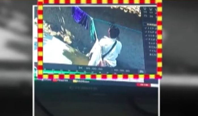 Chhattishgarh News: लड़कियों के अंडरगारमेंट्स चोरी करता है छत्तीसगढ़ का ये युवक, CCTV कैमरे में कैद हुई हरकत, देखें वीडियो
