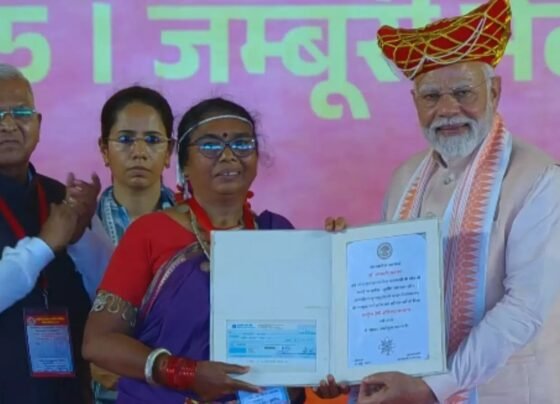 Who is Dr. Jayamati Kashyap of Bastar