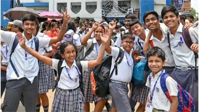 School Closed: स्कूली छात्रों के लिए बड़ी खबर, 16 जून नहीं 1 जुलाई से खुलेंगे स्कूल, जारी हुआ आदेश