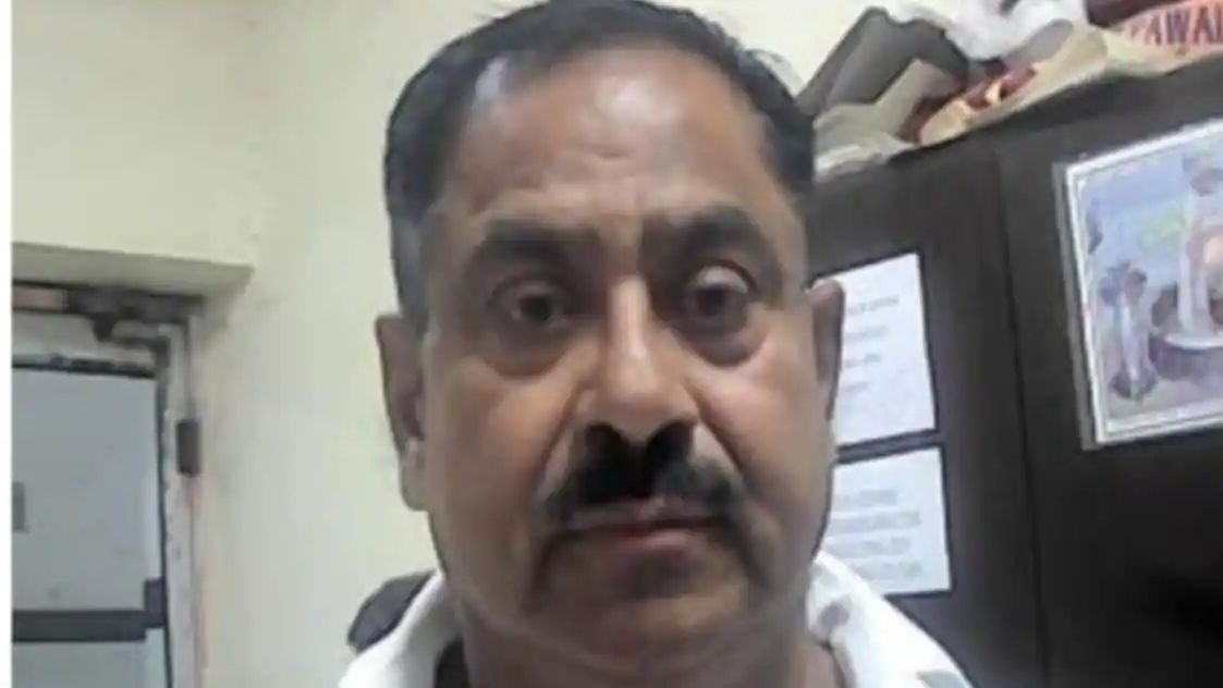 हत्या कर मगरमच्छों को लाशें खिलाता था डॉक्टर, पुलिस के हत्थे चढ़ते ही कई खुलासे; लंबी है इसकी क्राइम हिस्ट्री