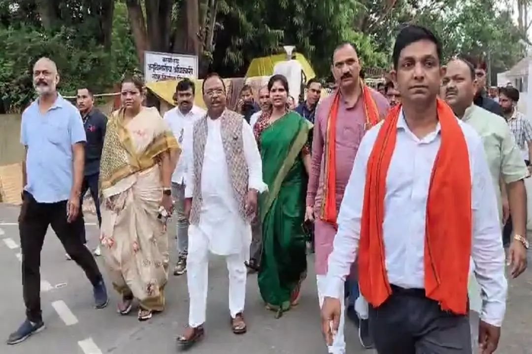 CG News: भोजन में मिर्च-मसाला ज्यादा होने पर भड़के मंत्री नेताम, अनुपस्थित PWD अधिकारी को नोटिस, 2 दिन के भीतर कलेक्टर ने मांगा जवाब