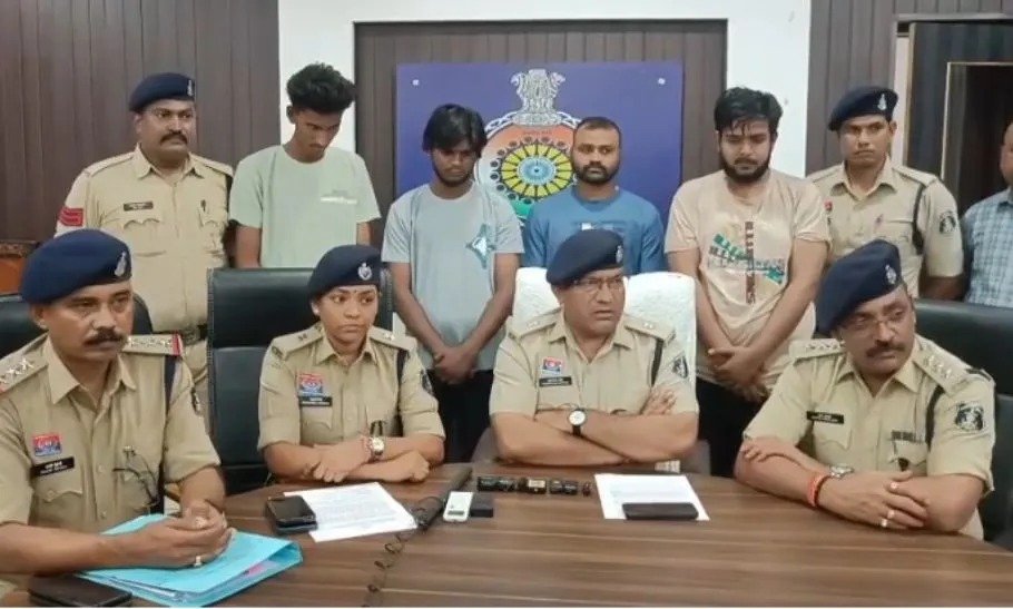 भिलाई में फर्जी CBI अफसर बनकर 54.9 लाख रुपये की ठगी: लखनऊ से गिरफ्तार हुए 4 आरोपी, मास्टरमाइंड अब भी फरार