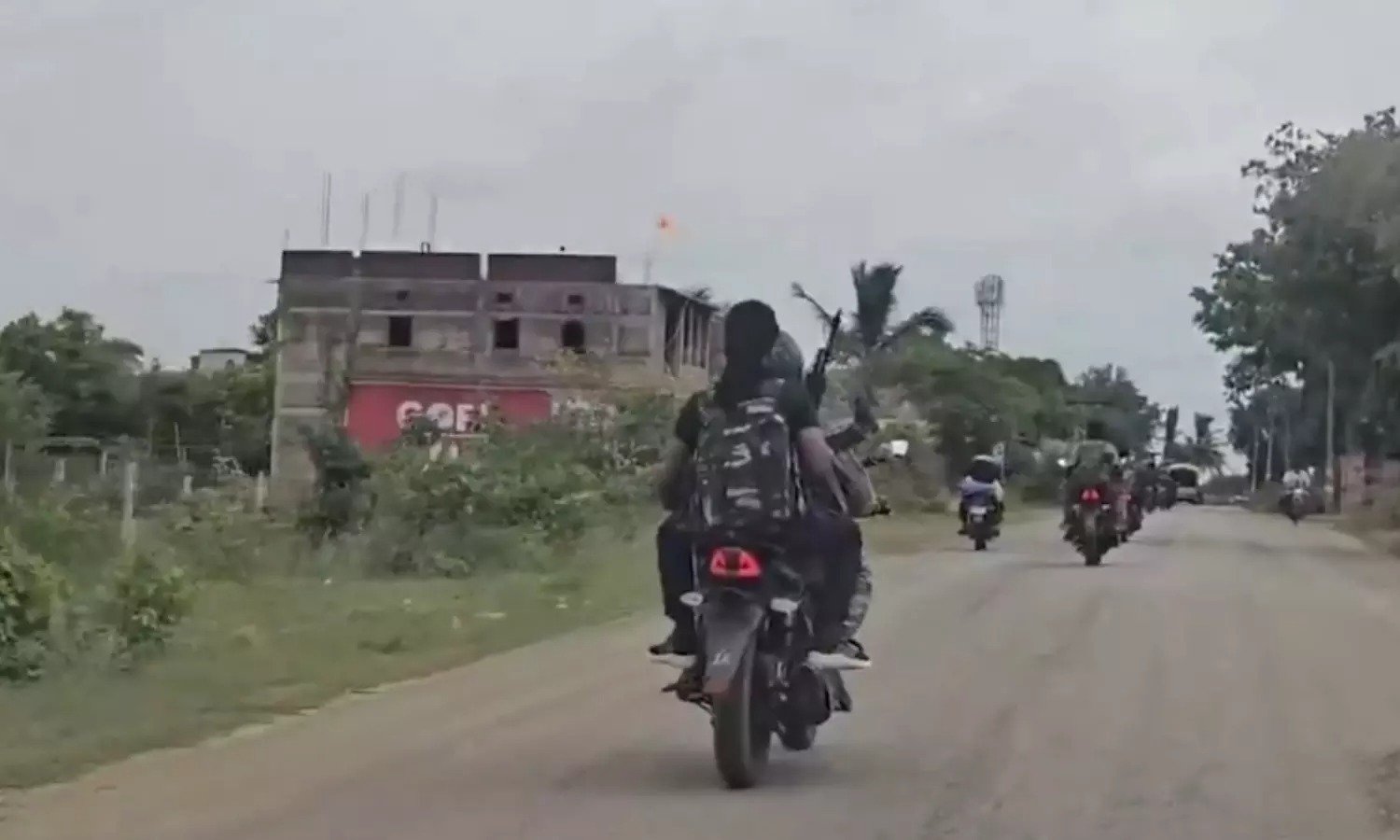 CG Naxal Encounter: कांकेर में सुरक्षा बलों और नक्सलियों के बीच मुठभेड़, एक महिला नक्सली ढेर