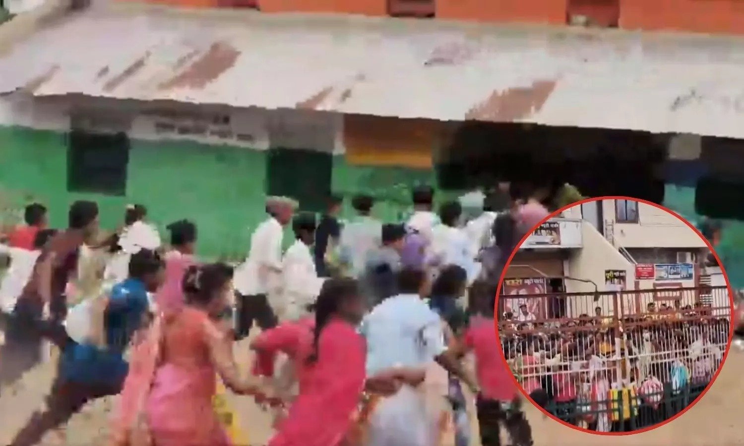 पेट भरने की जद्दोजहद: राशन के लिए मरामारी, तीन महीने का राशन लेने पहुंचा लोगों का हुजूम