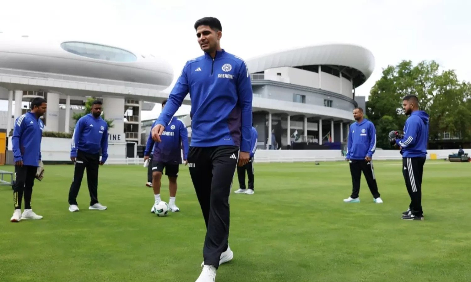 IND vs ENG: शुभमन गिल की अगुआई में भारतीय खिलाड़ियों ने शुरू किया अभ्यास, इंग्लैंड में दिखा जोश, देखें VIDEO