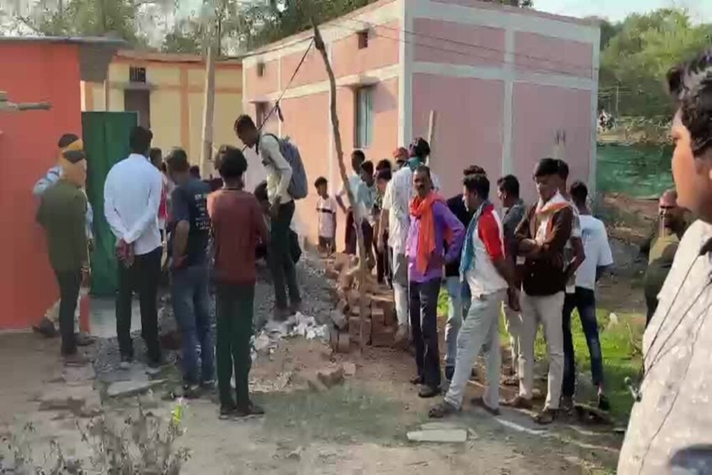 कवर्धा में दो बड़े कांड! टंकी पर चढ़ी लड़की और बुजुर्ग को पेट्रोल डालकर जलाने से हड़कंप