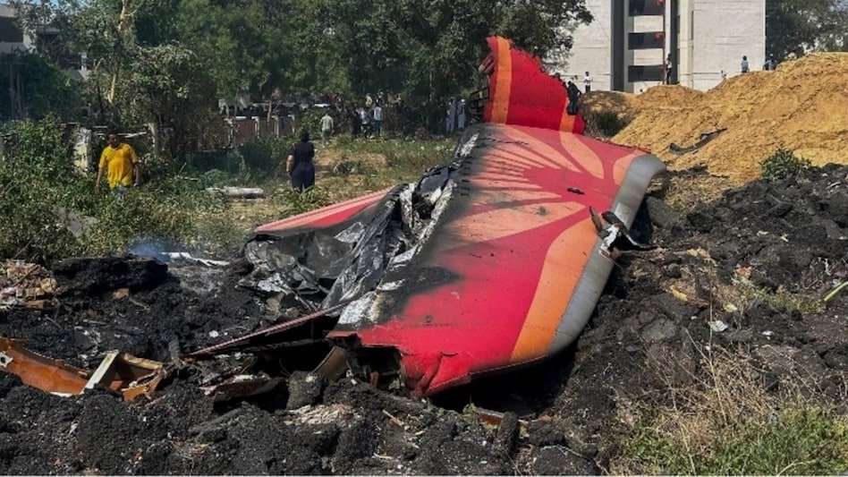एयर इंडिया के सभी बोइंग ड्रीमलाइनर विमानों की होगी सुरक्षा जांच, DGCA का बड़ा फैसला