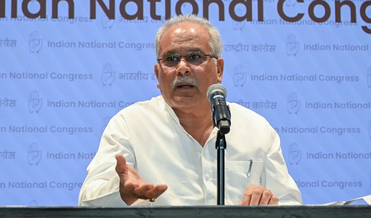 CG Politics:अचानक क्यों बुलाई गई भाजपा विधायकों की बैठक? पूर्व मुख्यमंत्री भूपेश बघेल बताई ये वजह, कह दी ये बड़ी बात