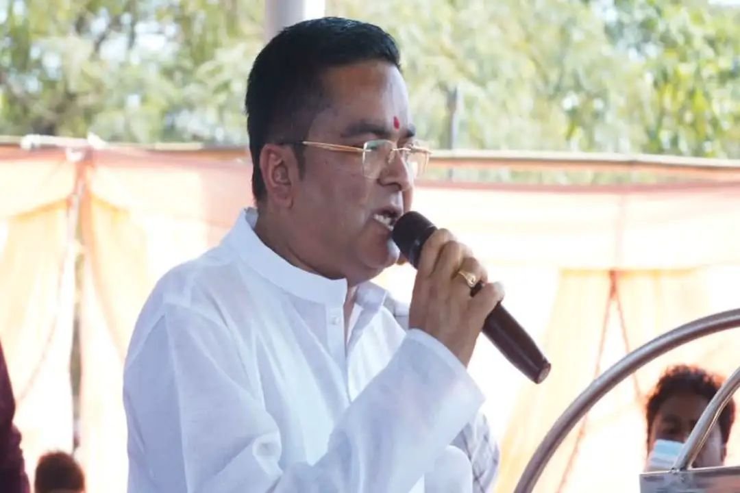 CG News : खुद को बदनाम करने हर महीने 15000 रुपए खर्च करते हैं छत्तीसगढ़ के ये भाजपा विधायक, बकायदा रखे हैं एक कर्मचारी, पीएम मोदी तक पहुंची शिकायत