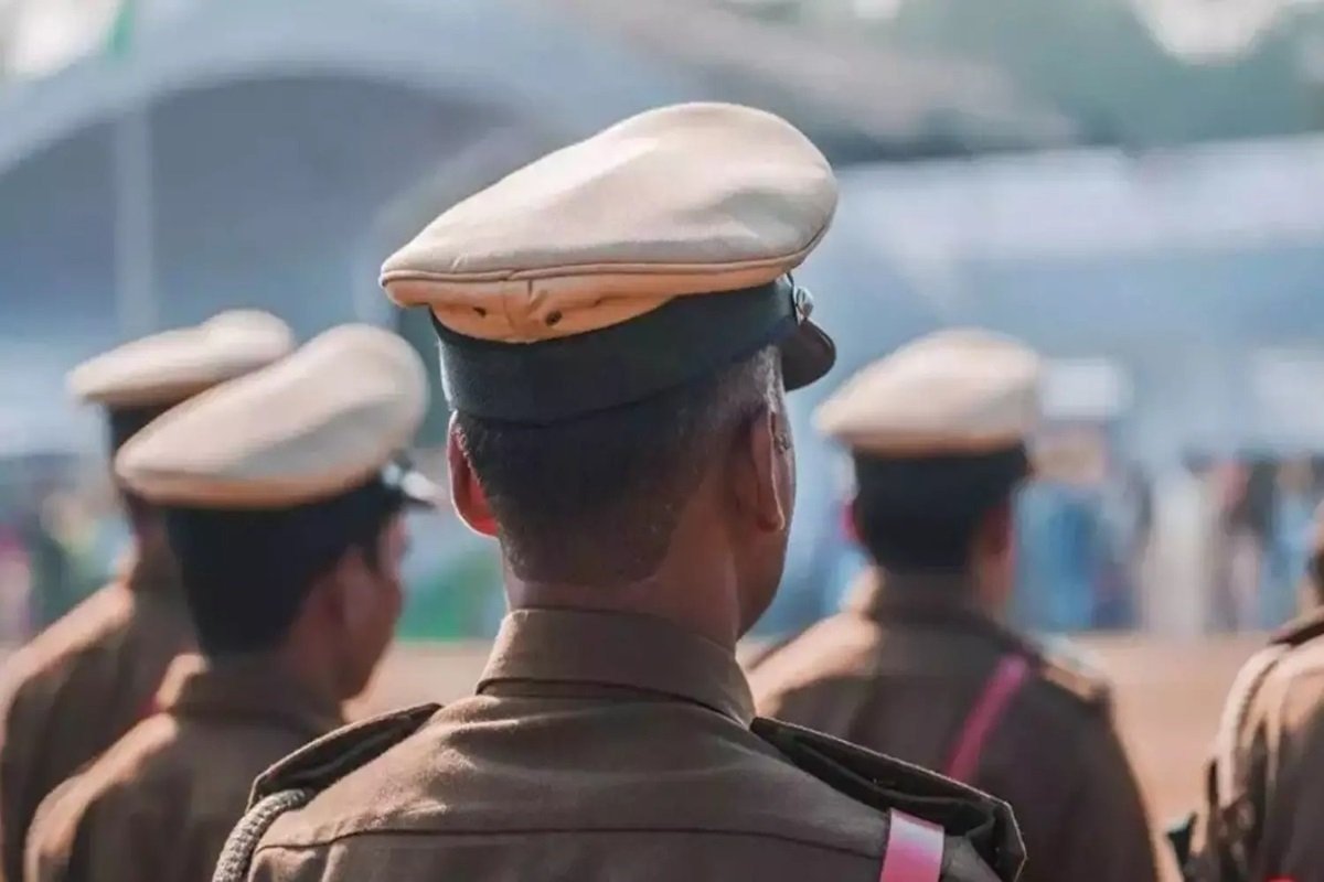 Bihar Police Transfer : पुलिस विभाग में बंपर तबादले, कई जिलों के ASP और DSP की बदली तैनाती, देखिए पूरी लिस्ट