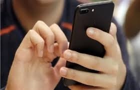 छात्रों को आधी रात भेजता था आपत्तिजनक मैसेज, दो साल में 50 से ज्यादा को बनाया शिकार, कलयुगी गुरुजी गिरफ्तार