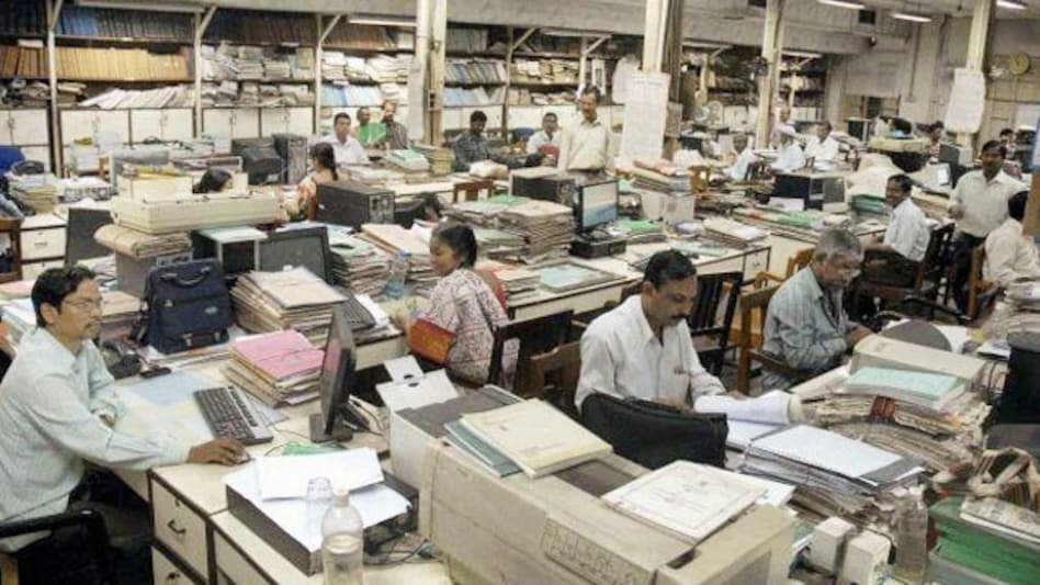 अब रविवार को भी खुलेंगे सरकारी दफ्तर, छुट्टी के दिन कर्मचारियों को करना होगा काम, सरकार ने लिया बड़ा फैसला