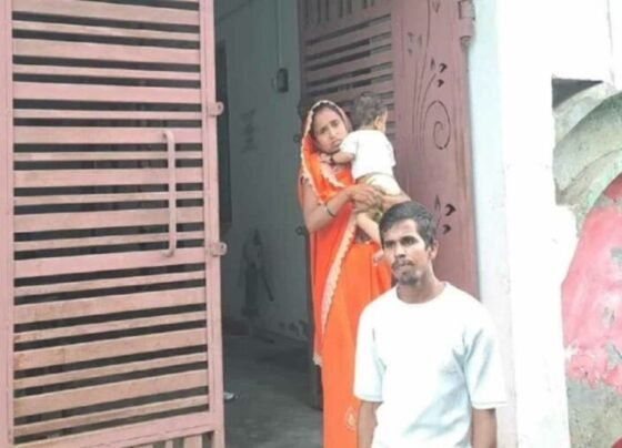 Patni ko Utha le Gaye Bank Wale