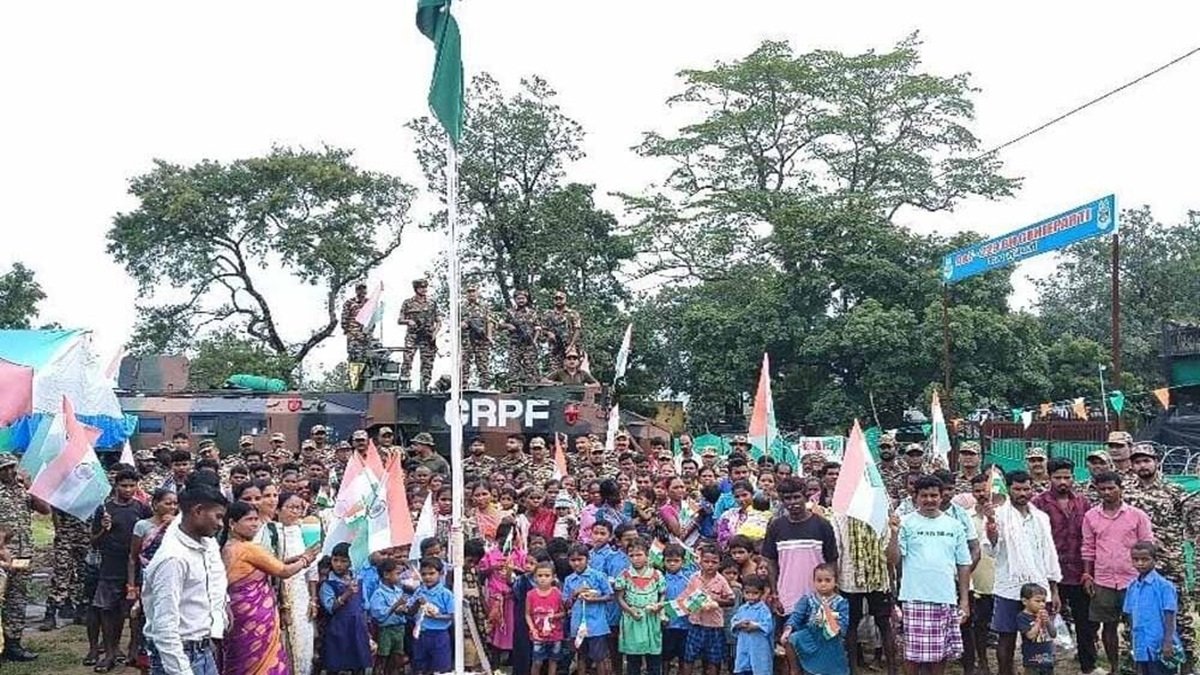 बस्तर में स्वतंत्रता दिवस का ऐतिहासिक जश्न, 29 गांवों में पहली बार लहराया तिरंगा, सीएम साय का बड़ा बयान आया सामने