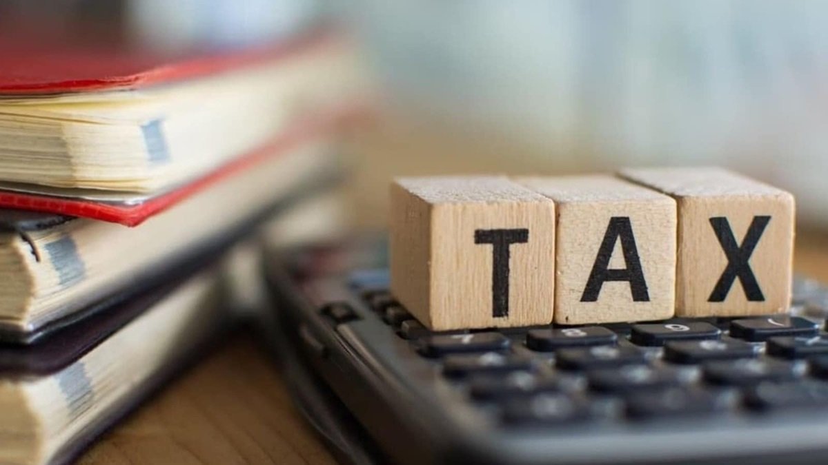 Income Tax Refund: क्या आपका भी नहीं आया अभी तक इनकम टैक्स रिफंड? ऐसे चेक करें स्टेटस