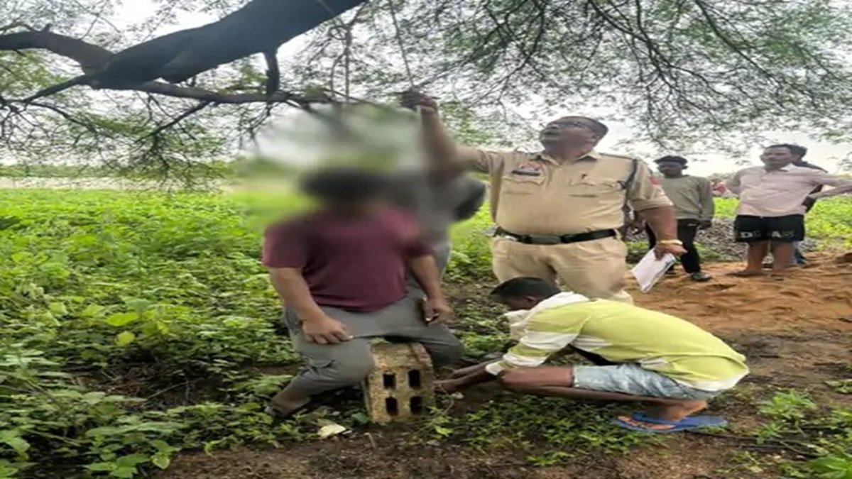 गरीबी बनी मौत की वजह? रायपुर में नाबालिग ने की आत्महत्या, पेड़ पर मिली लाश; जांच में जुटी पुलिस
