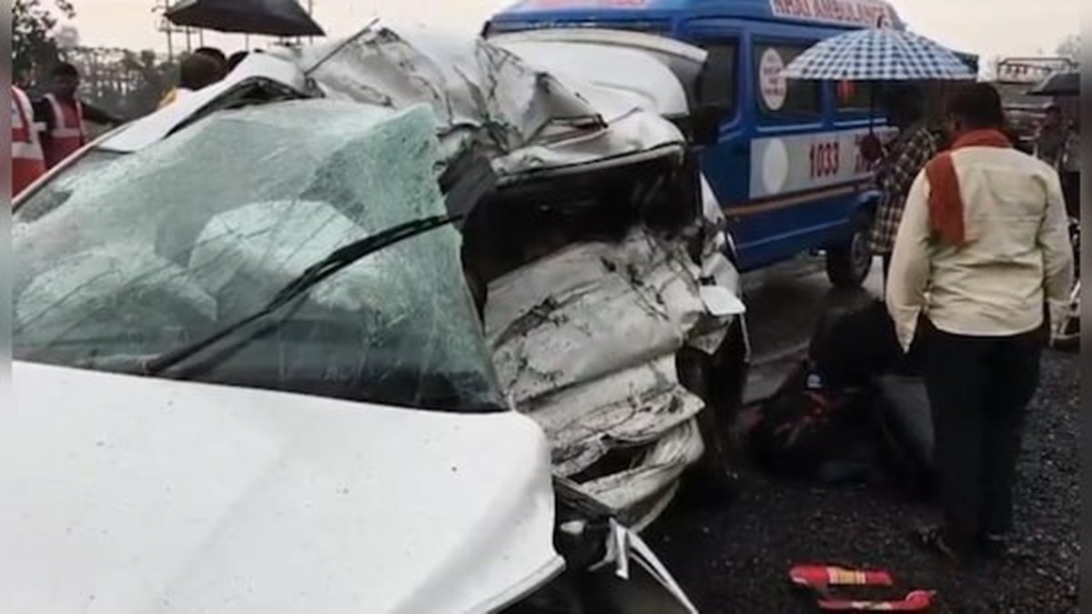 Rajnandgaon Road Accident News: कार और ट्रक की टक्कर में 6 लोगों की मौके पर मौत, महाकाल के दर्शन कर जा रहे थे जगन्नाथ पुरी