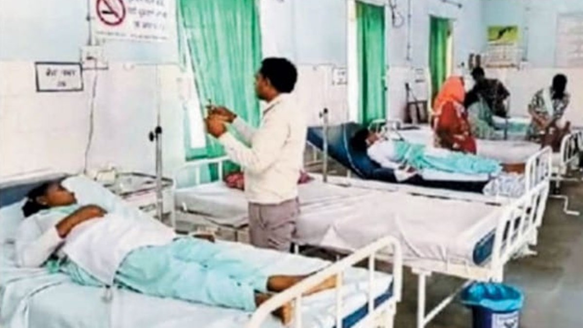 छात्राओं की रहस्यमयी हरकतें बनीं डर का कारण, स्कूल में मचा हड़कंप, अभिभावकों में दहशत का माहौल