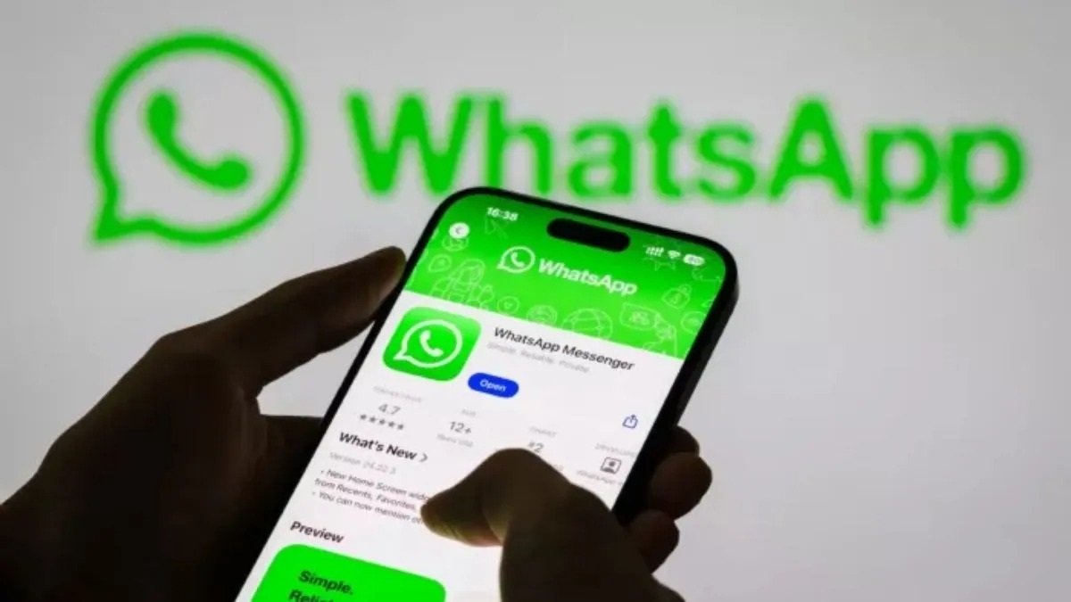 WhatsApp New Ai Feature: अब AI से लैस वॉट्सऐप का नया फीचर, अब चैट होगी प्रोफेशनल और एरर-फ्री!, जानें कैसे करेगा आपकी मदद