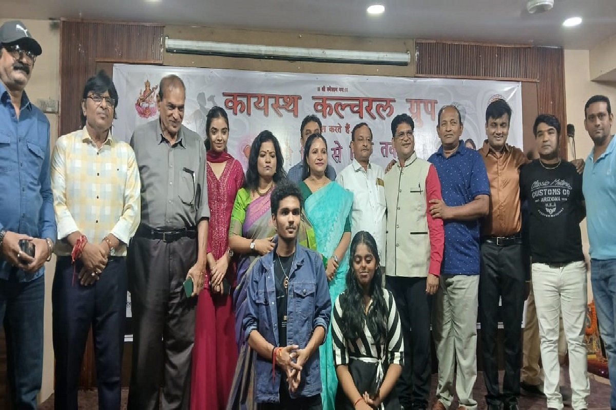 CG News:रायपुर में कायस्थ कल्चरल ग्रुप का ’गाने दिल से दिल तक’का आयोजन,लोगों ने संगीत के पुराने तरानों की दी शानदार प्रस्तुति…
